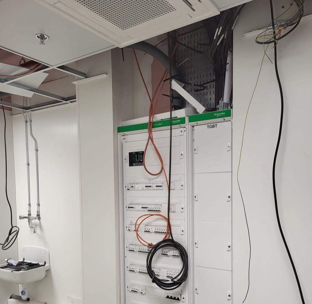 WhatsApp Image 2025-10-02 at 08.24.46 (3) copie