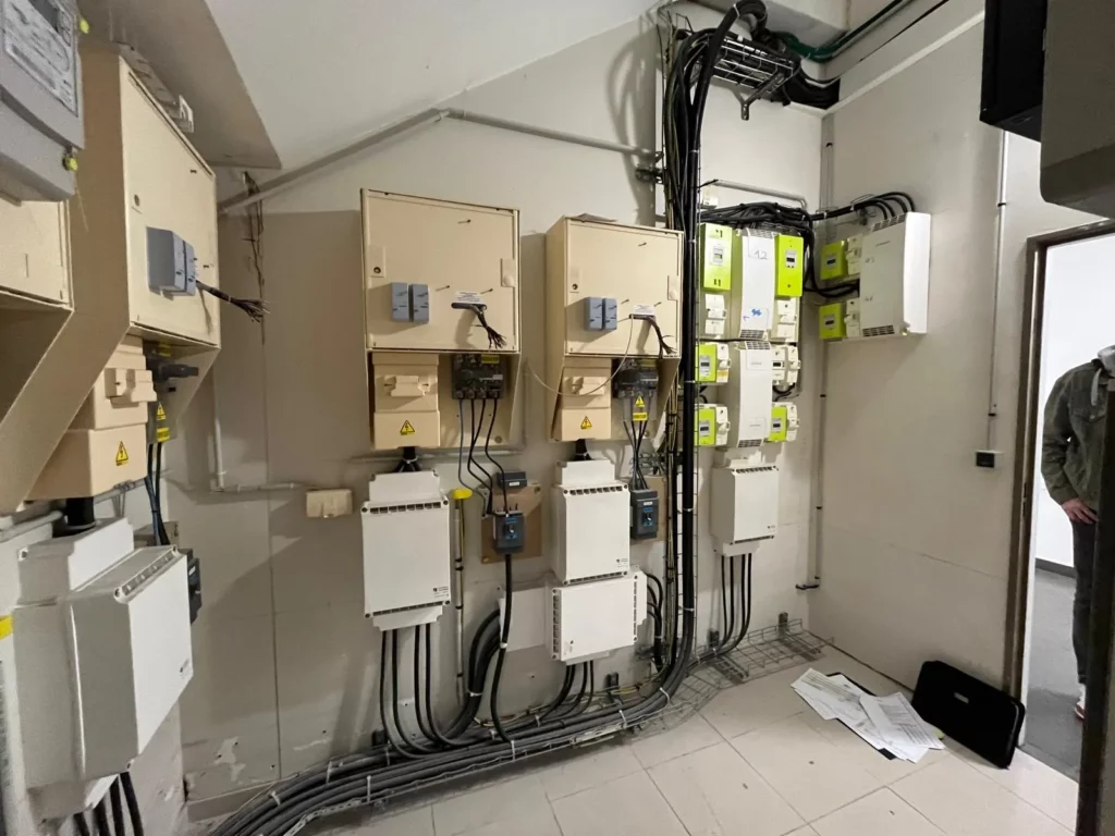 WhatsApp Image 2025-10-16 at 15.58.48